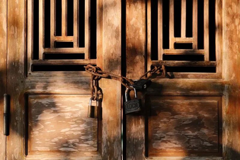 No Exit: The Ancient Commerce of Eliminating Alternatives