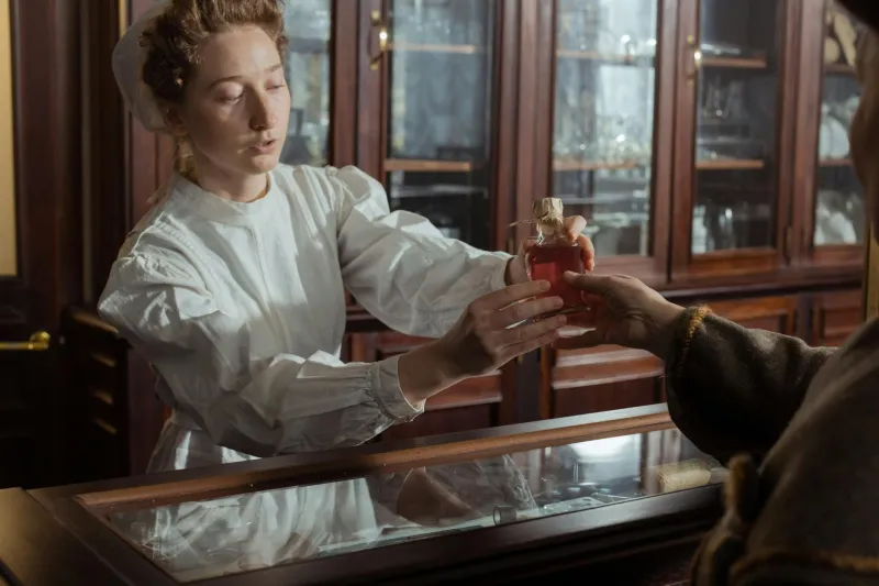 Snake Oil to Stock Options: How America's Greatest Salesmen Wrote the Playbook for Modern Financial Marketing